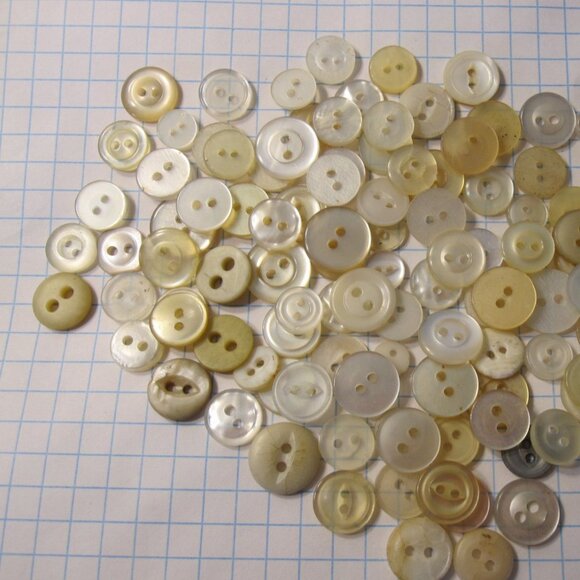 Vintage lot of Sewing Buttons - Large Mix of Translucent Rounds #4 - Picture 1 of 2